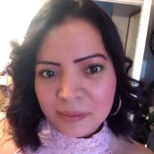 Meet your Posher, Lilian